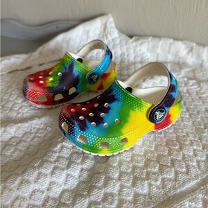 CROCS Kids Rainbow Tie-Dye Clogs